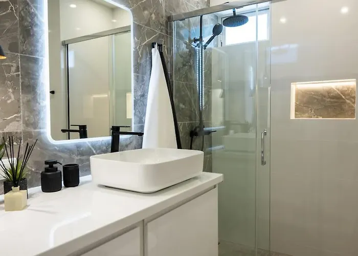 Apartment 1 Bedroom Flat Completely Renovated. Armacao de Pera